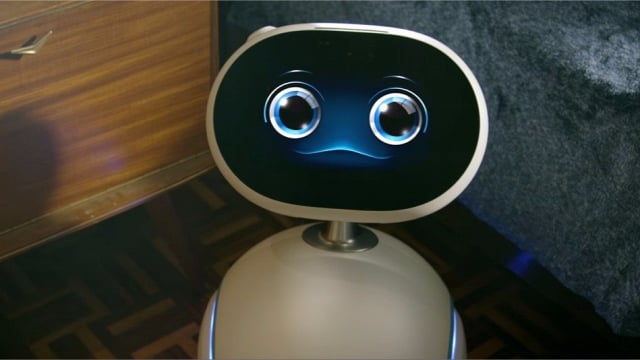 Asus Zenbo : un adorable robot, mais surtout un compagnon domestique